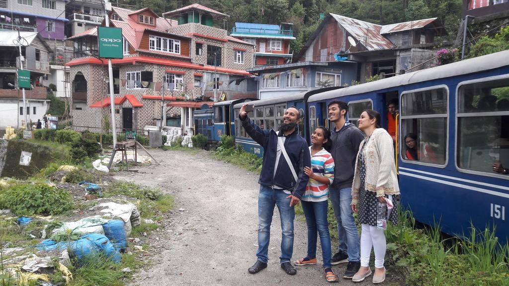 Tharbaling HomeStay Darjeeling  Luaran gambar